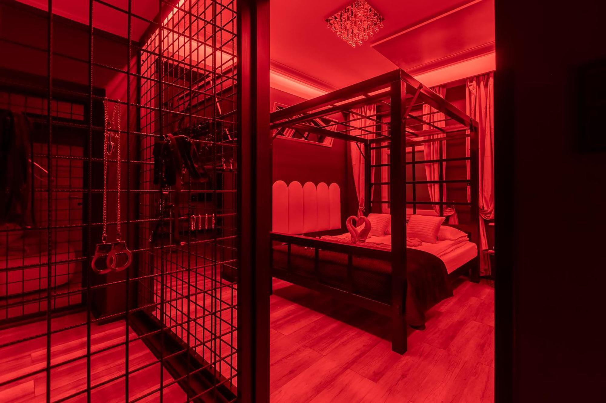 Secret Bdsm & Apartment